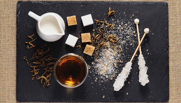 茶 糖 茶 糖